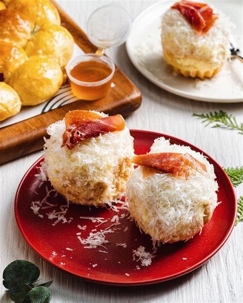 Where to buy the best ensaymadas in Metro Manila .